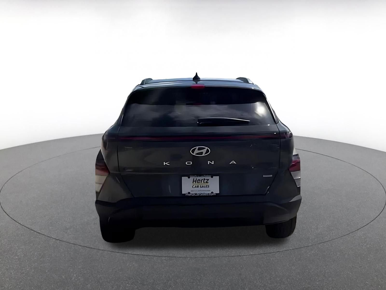 Used 2025 Hyundai Kona SEL image 12