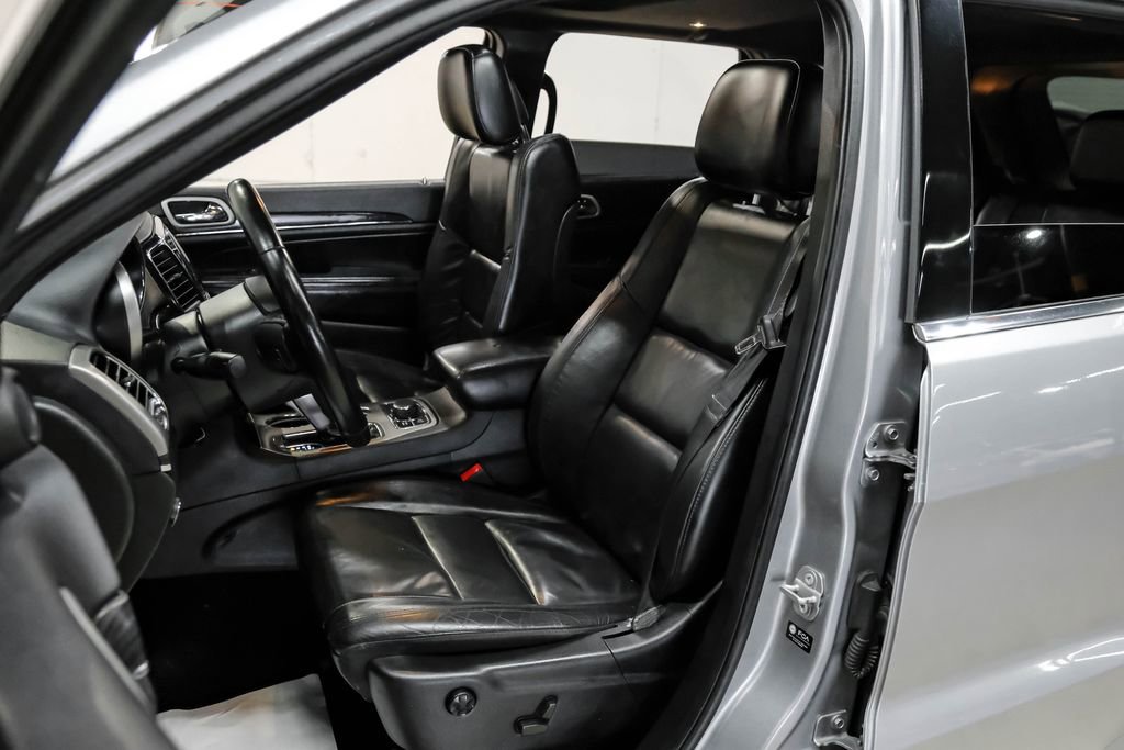 Used 2021 Jeep Grand Cherokee Limited AWD/4WD image 36