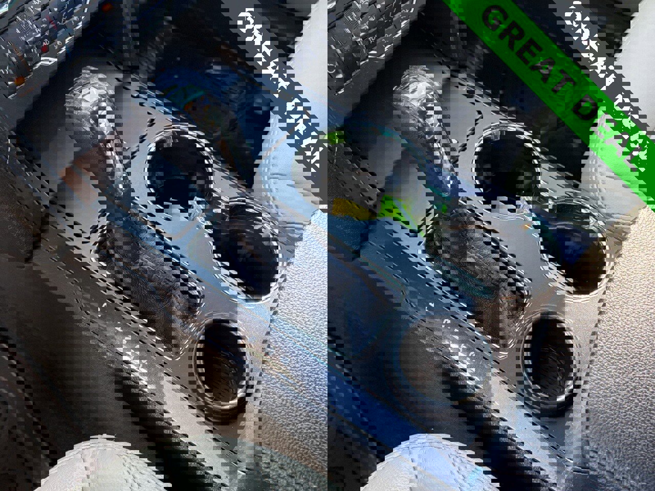 Used 2017 Ford Explorer XLT w/ Equipment Group 202A image 21