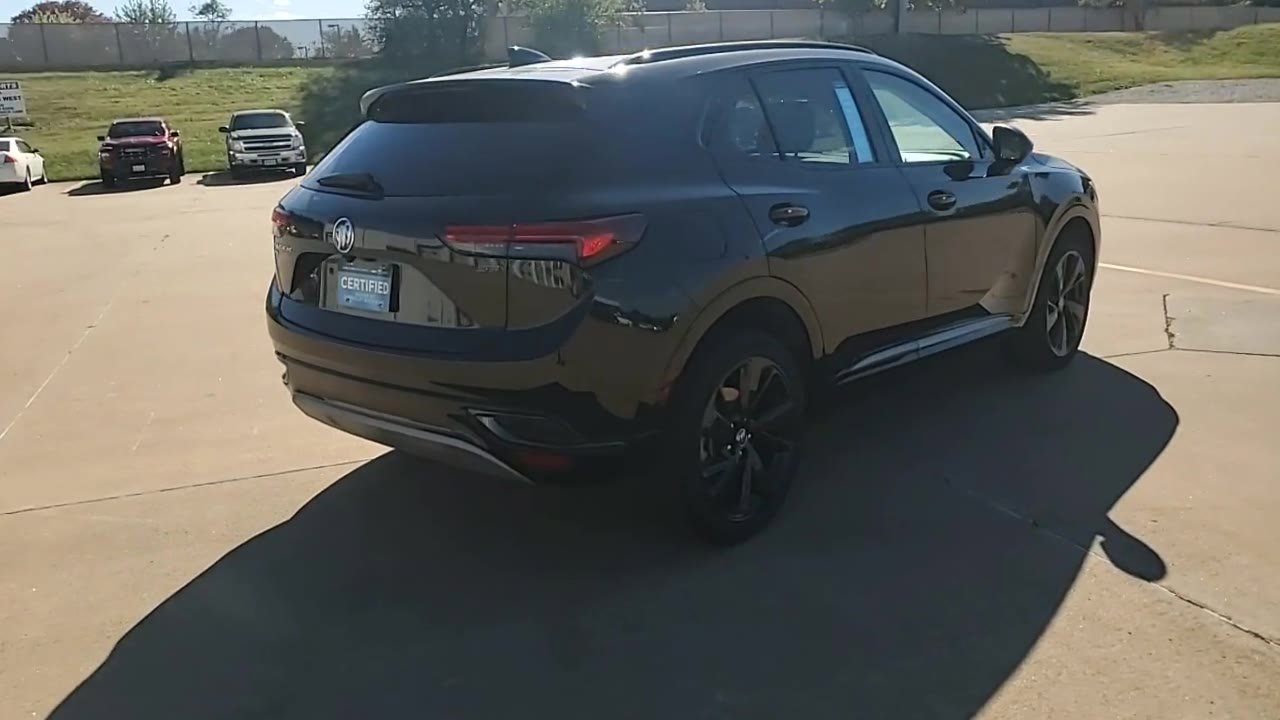 Certified 2023 Buick Envision Preferred w/ Sport Touring Package image 8