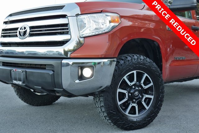 Used 2016 Toyota Tundra SR5 image 10