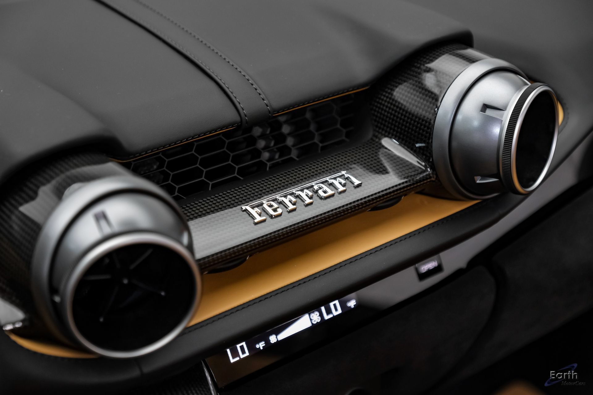 Used 2022 Ferrari 812 GTS RWD image 97