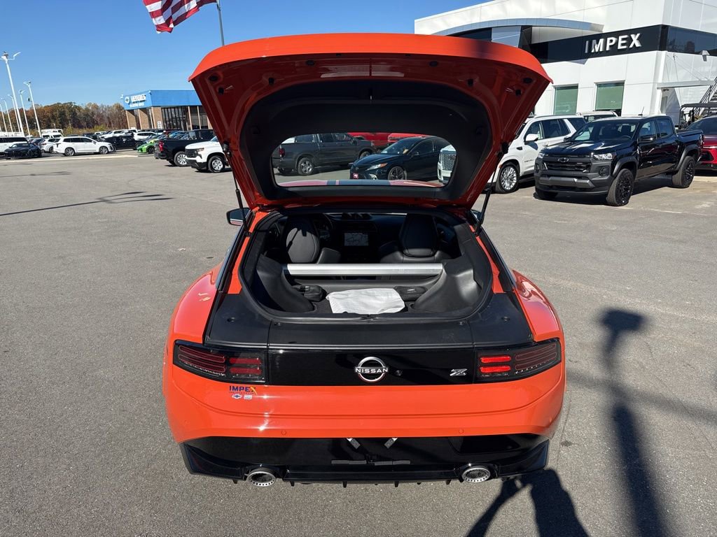 Used 2024 Nissan Z Performance w/ Heritage Edition image 24