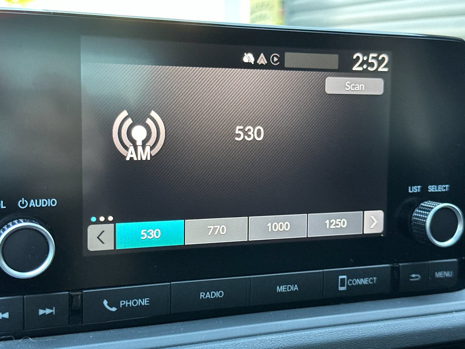 Used 2025 Honda Accord SE image 16