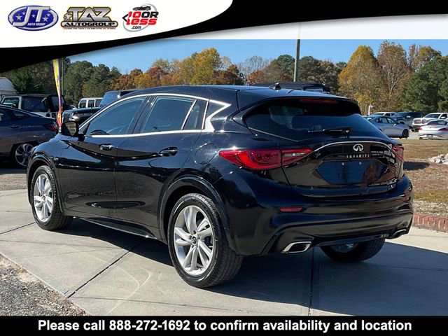 Used 2017 INFINITI QX30 image 5