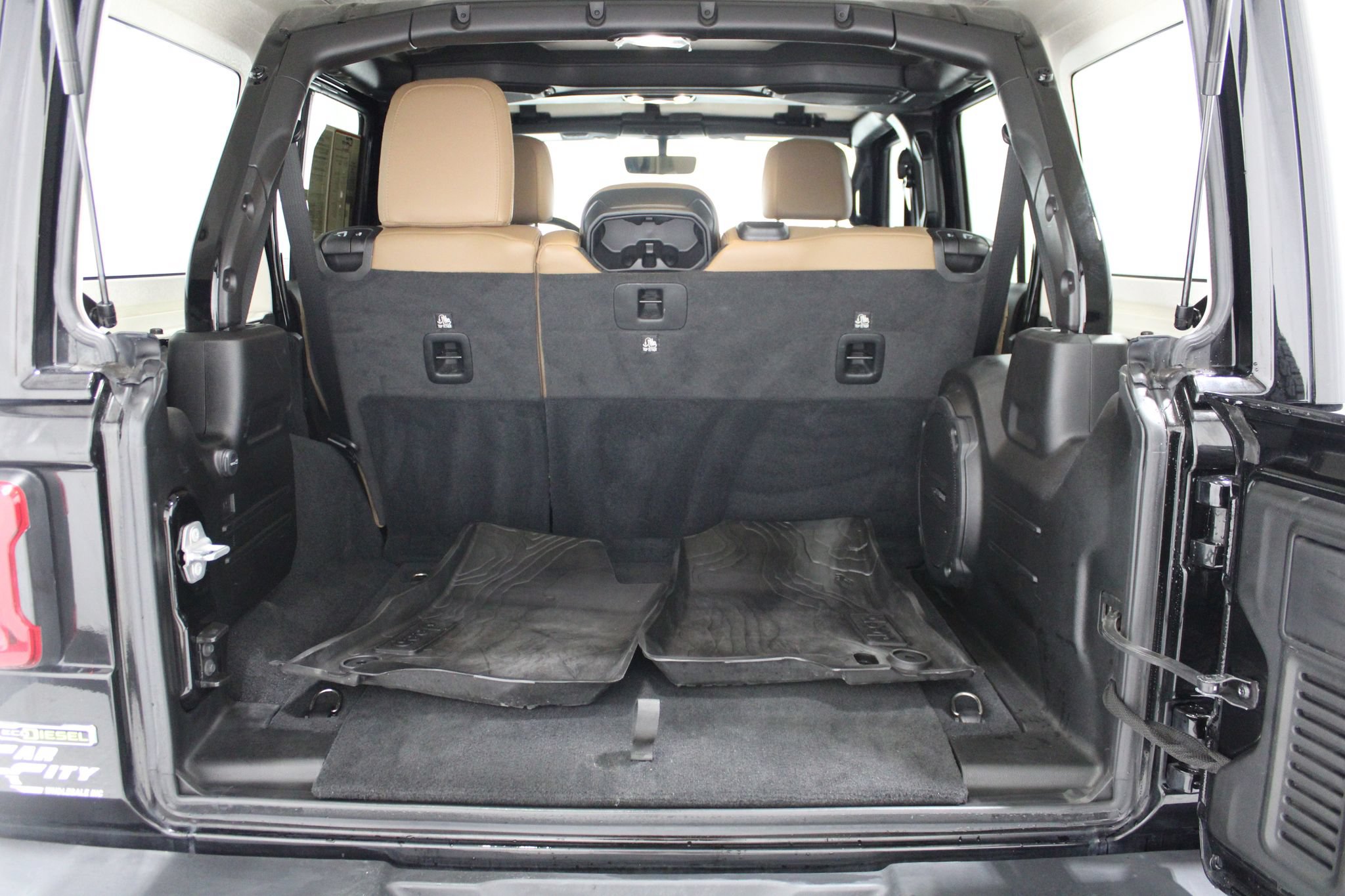 Used 2021 Jeep Wrangler Unlimited Sahara AWD/4WD image 20