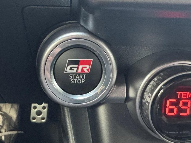 New 2025 Toyota GR86 Premium image 20