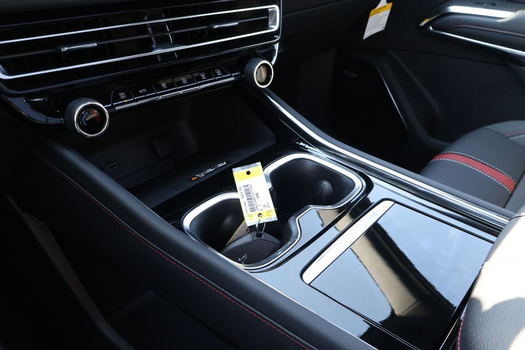 New 2026 Chevrolet Traverse RS w/ LPO, Floor Liner Package image 34