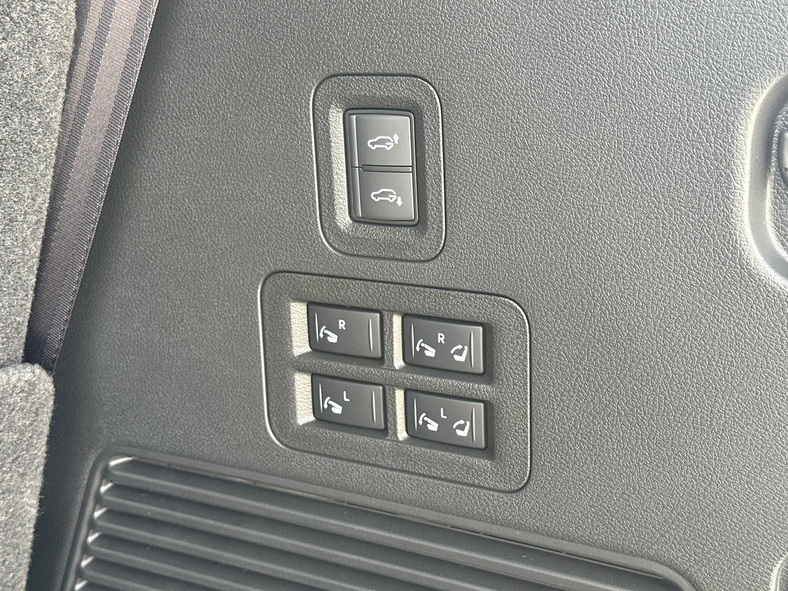 New 2026 Nissan Armada Platinum Reserve AWD/4WD image 20