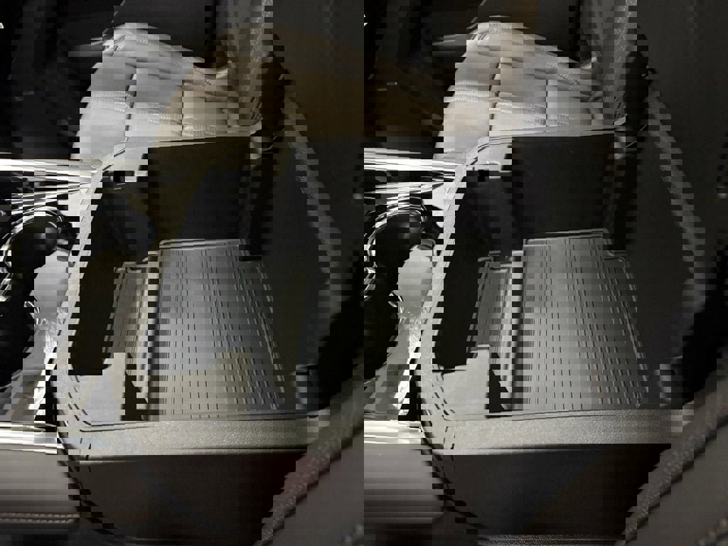 New 2026 Chevrolet Suburban High Country image 17