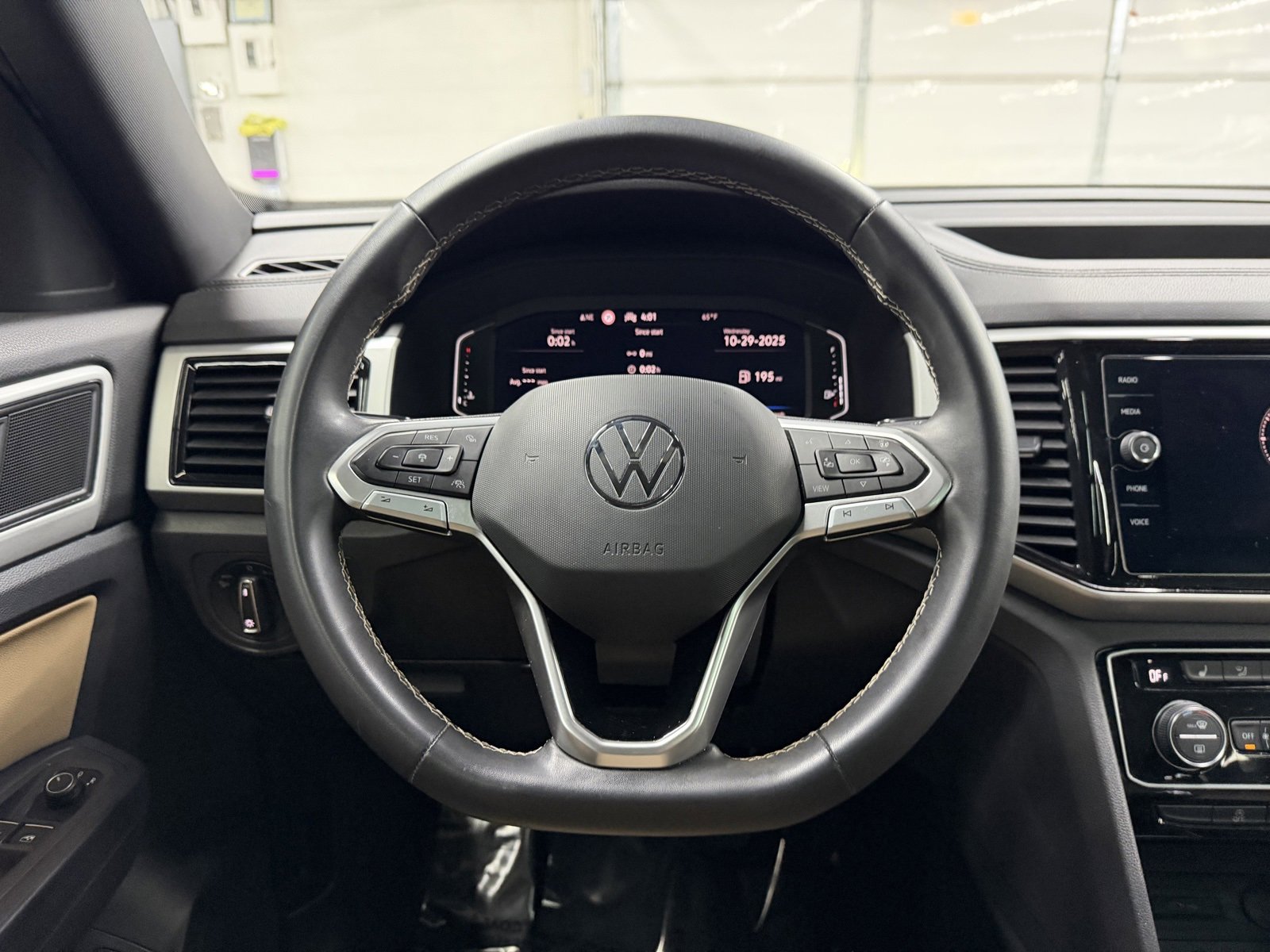 Used 2021 Volkswagen Atlas Cross Sport SEL image 11