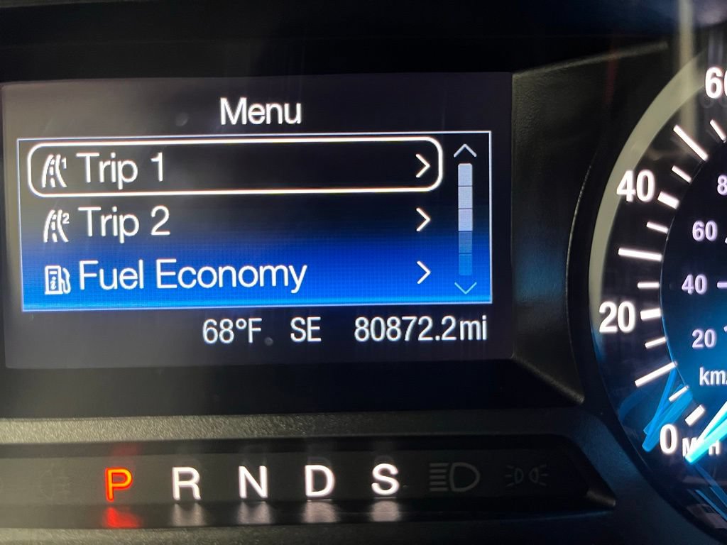 Used 2015 Ford Fusion SE w/ Equipment Group 201A FWD image 9