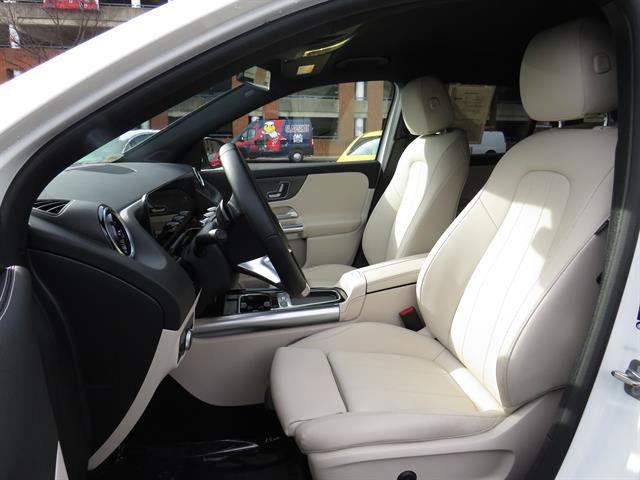 Used 2025 Mercedes-Benz GLA 250 4MATIC image 18