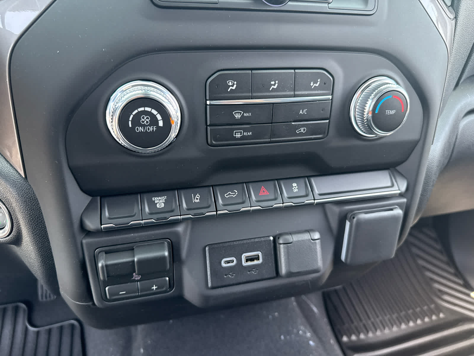 New 2026 GMC Sierra 3500 Pro AWD/4WD image 21
