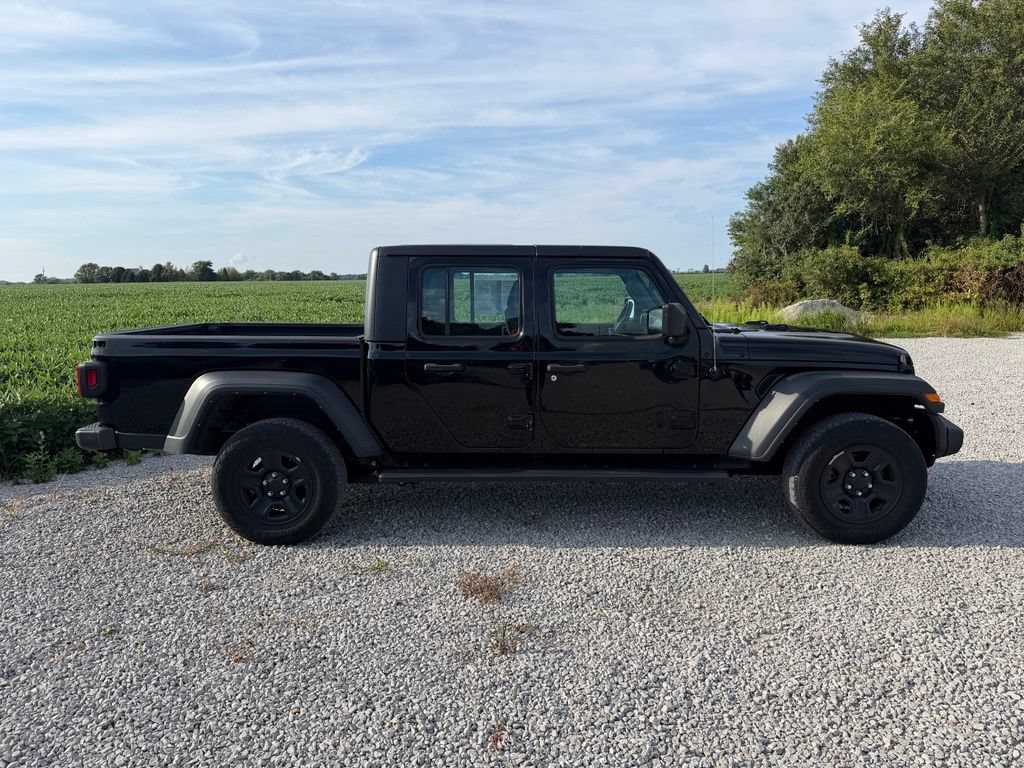 Used 2022 Jeep Gladiator Sport w/ Trailer Tow Package AWD/4WD image 8