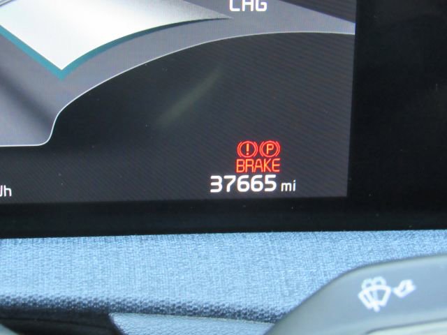 Used 2022 Kia EV6 Wind image 37