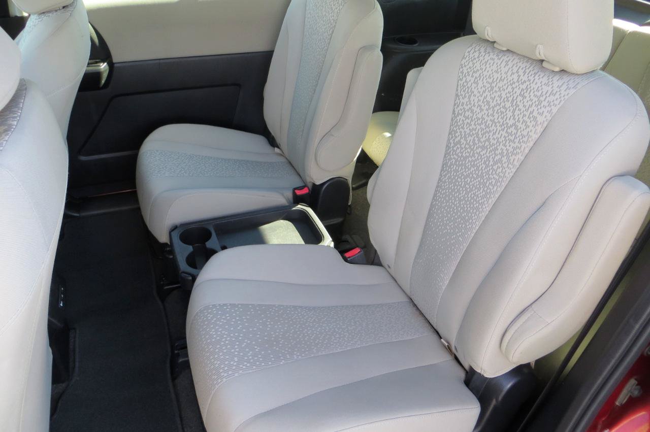 Used 2012 MAZDA MAZDA5 Sport FWD image 10