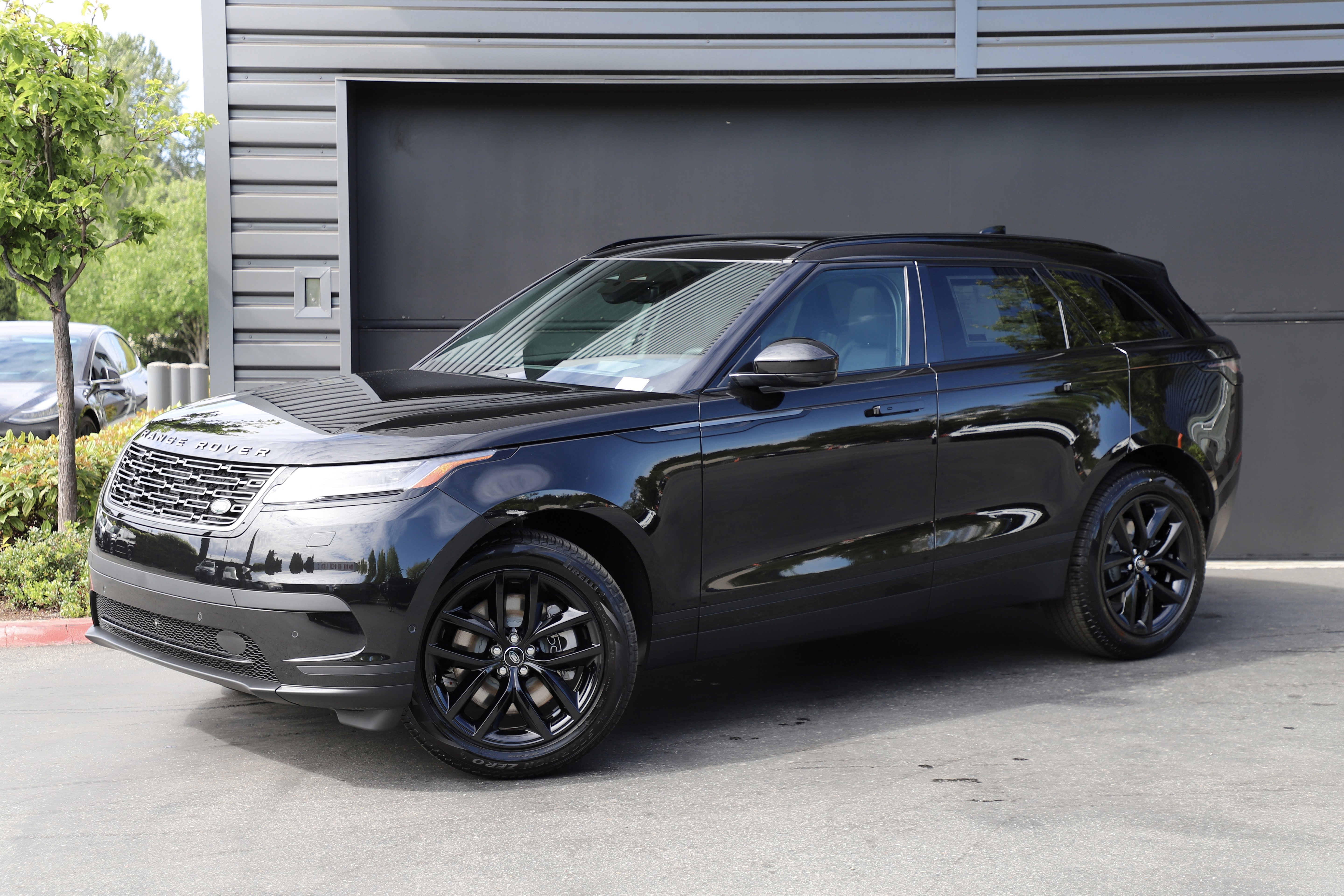 New 2026 Land Rover Range Rover Velar S AWD/4WD video 1