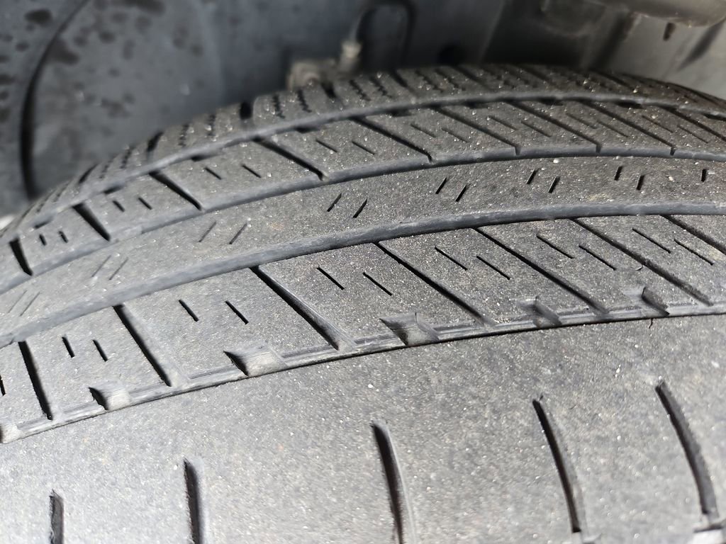 Used 2013 Chevrolet Equinox LS image 26