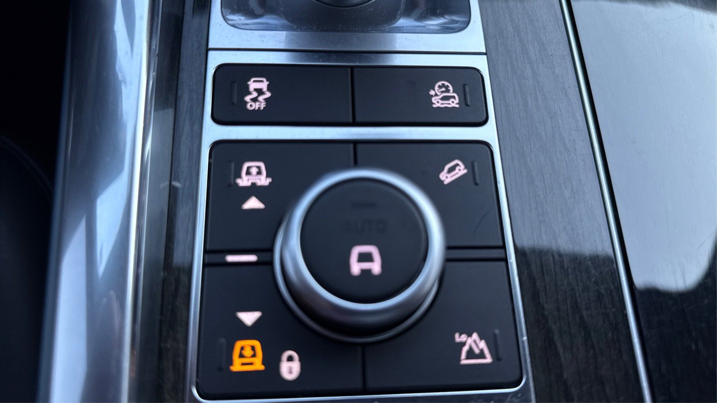 Used 2019 Land Rover Range Rover Sport Supercharged AWD/4WD image 45