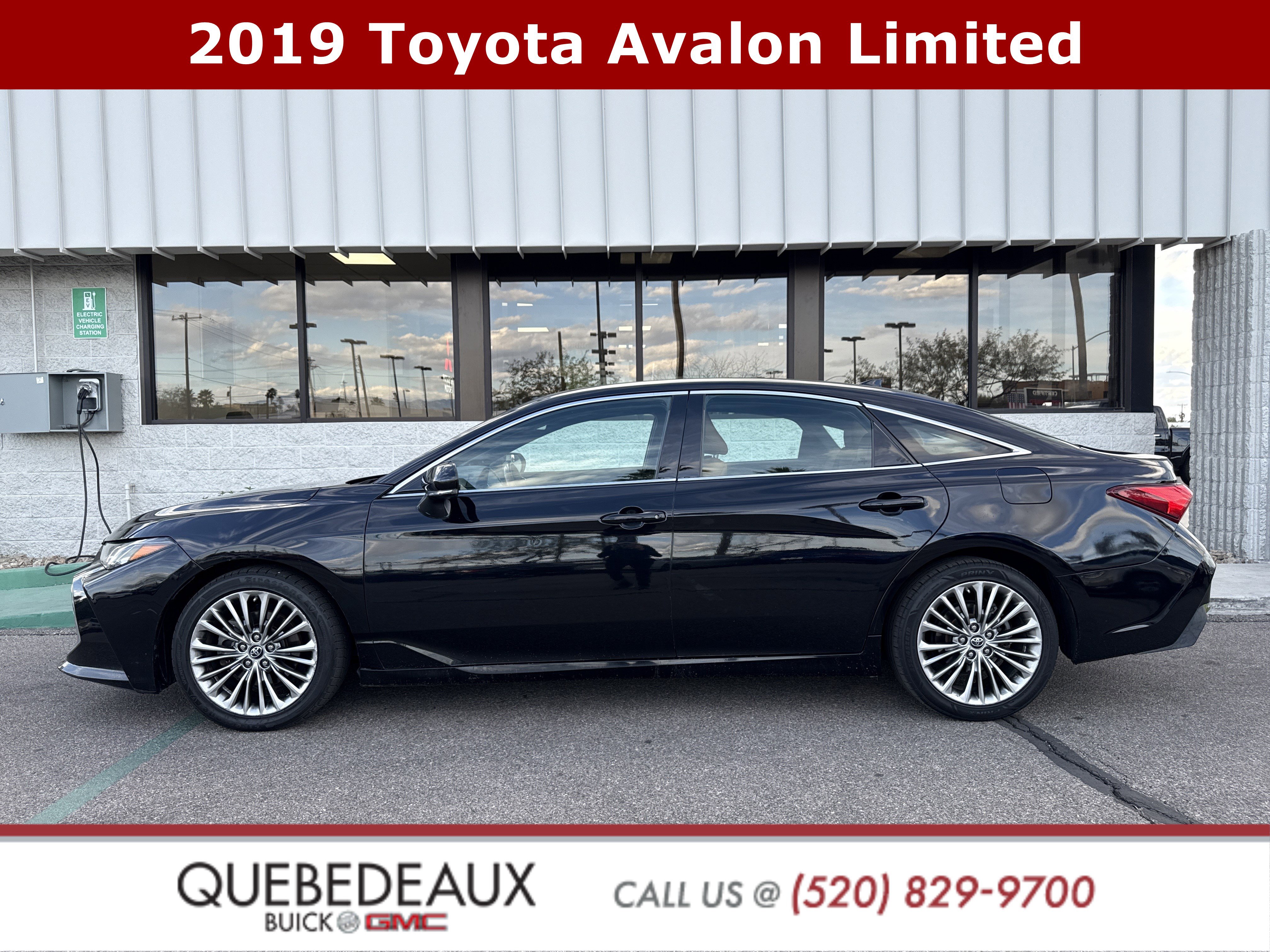 Used 2019 Toyota Avalon Limited w/ All Weather Liner Package image 1