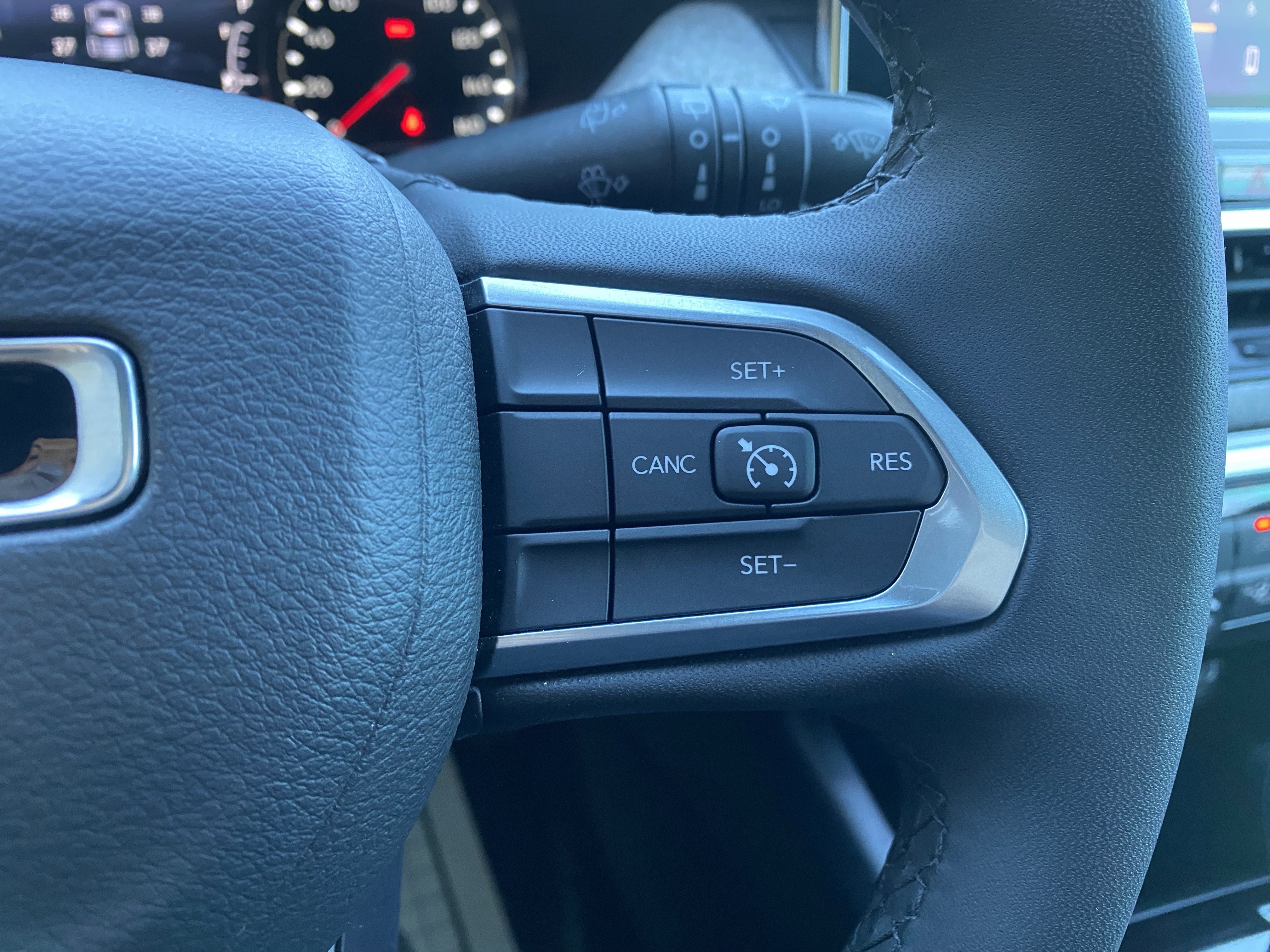 Used 2024 Jeep Compass Latitude image 20