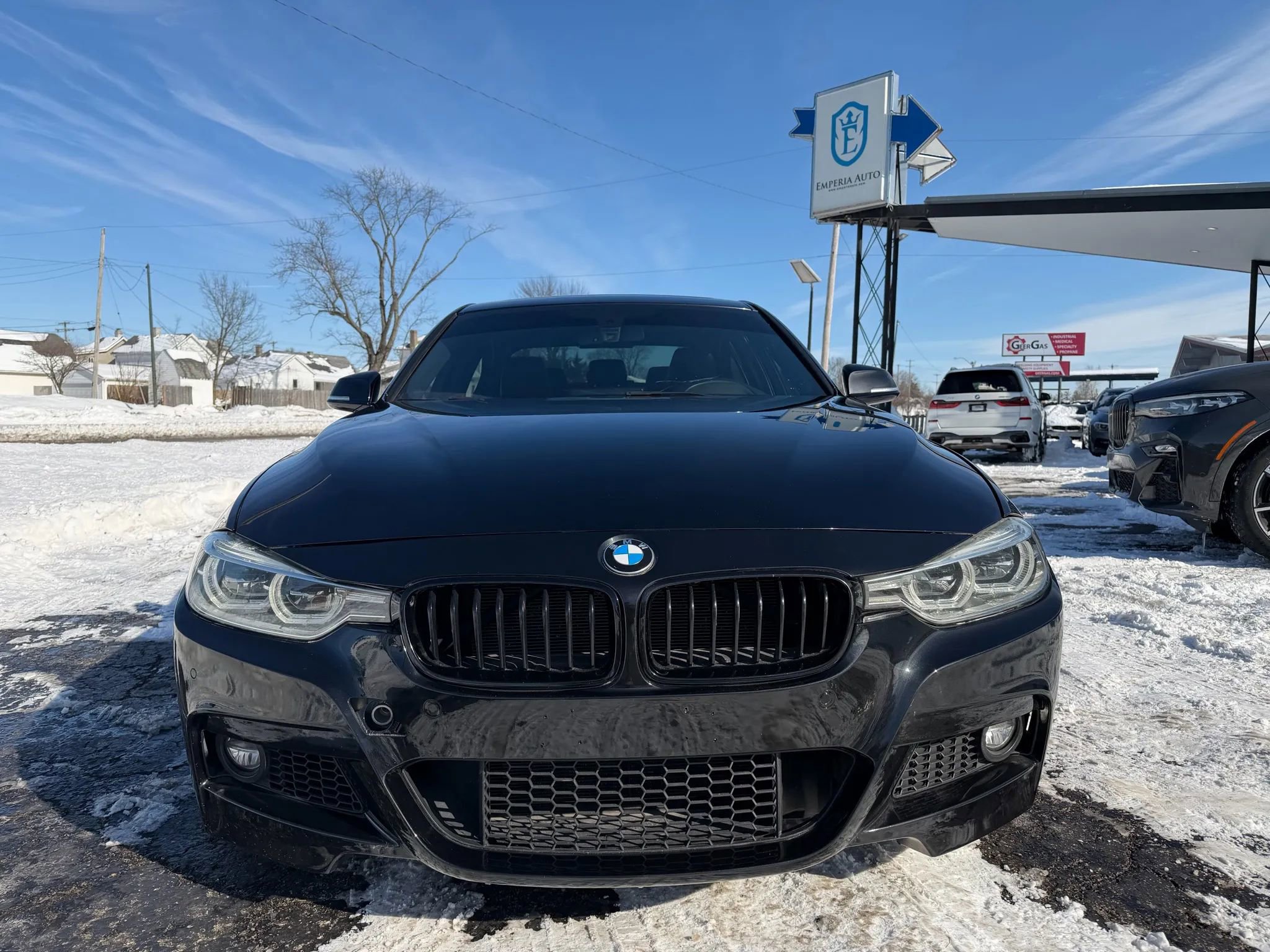 Used 2017 BMW 340i xDrive 340i xDrive Sedan 4D image 2
