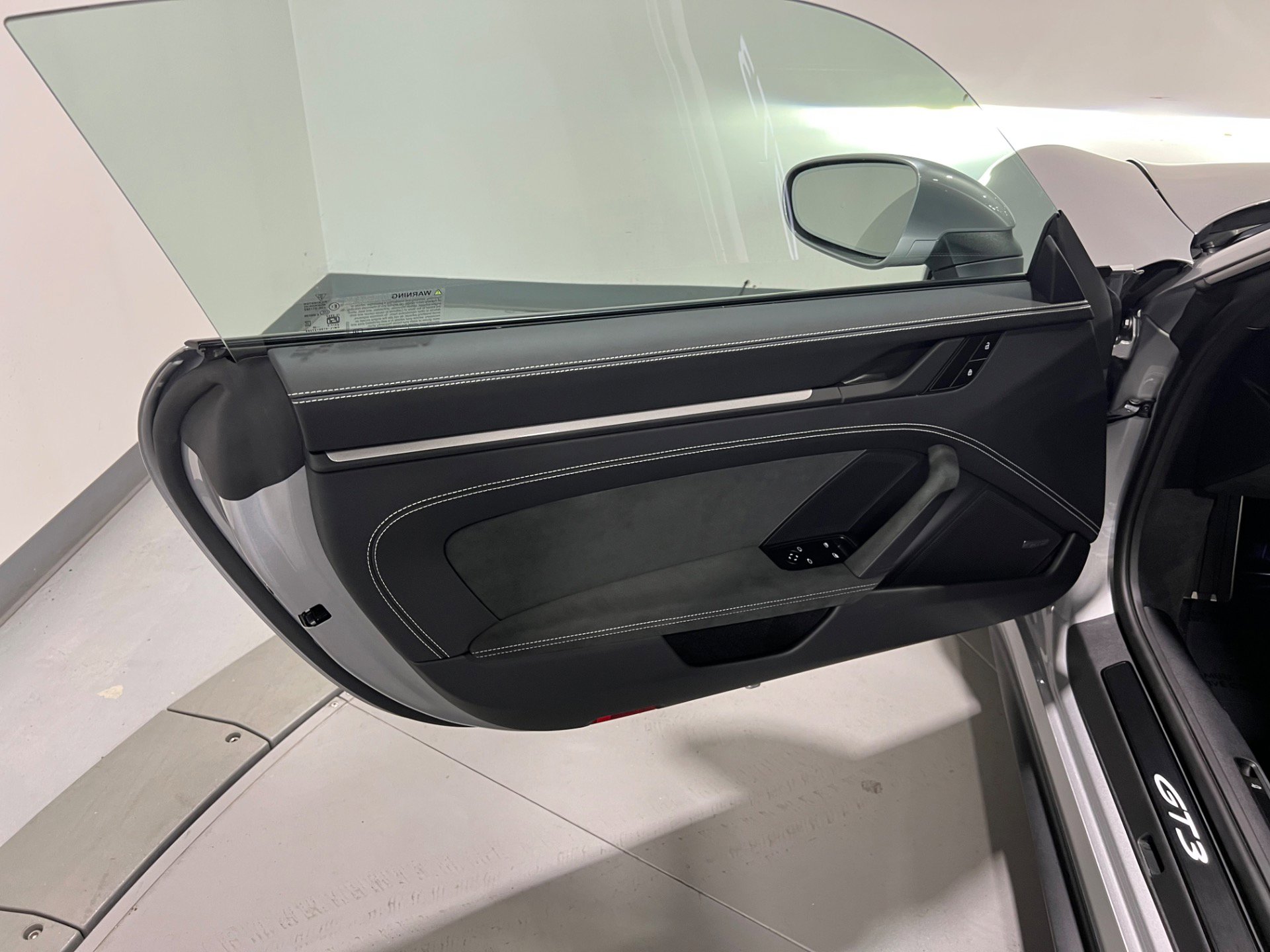 Used 2026 Porsche 911 GT3 image 30