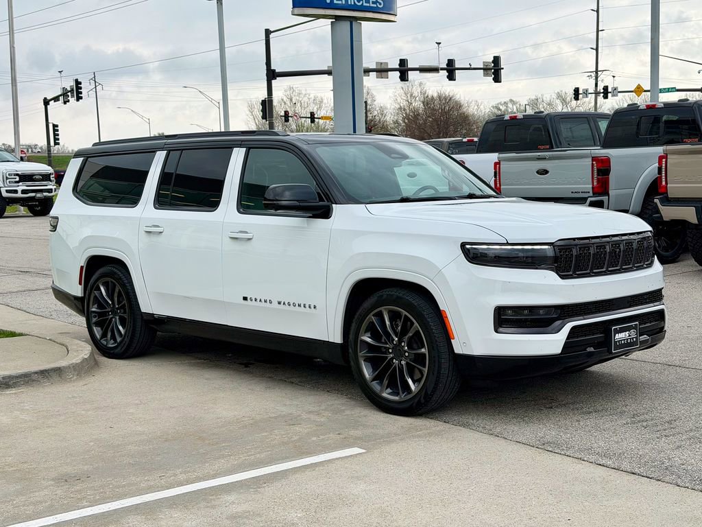 Used 2025 Jeep Grand Wagoneer L Series II Obsidian w/ Quick Order Packagew 28T image 7