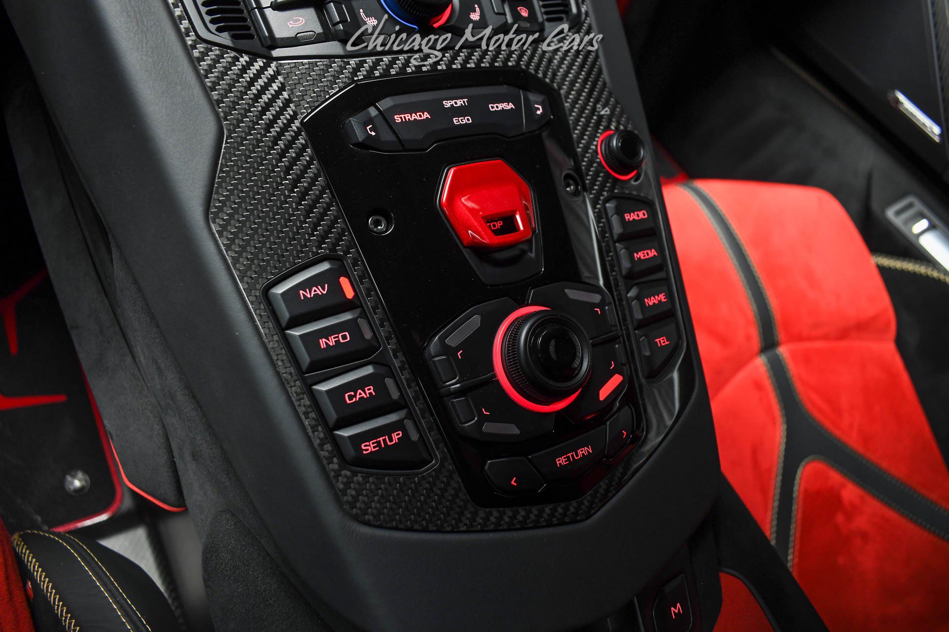 Used 2019 Lamborghini Aventador SVJ AWD/4WD image 17
