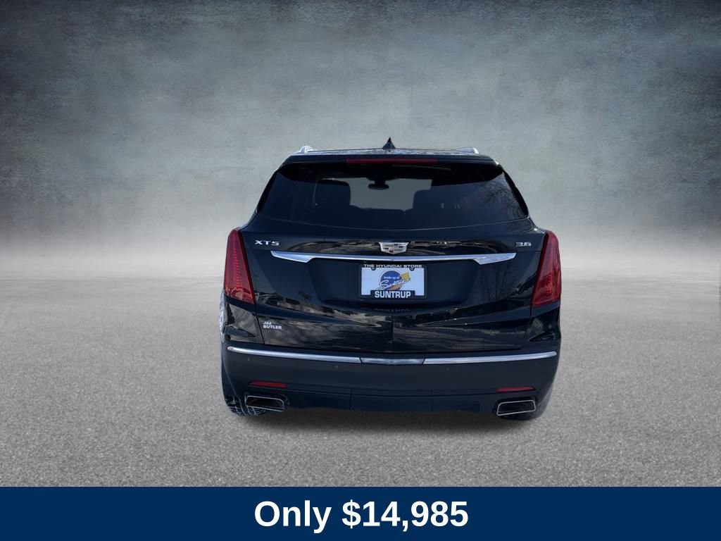 Used 2017 Cadillac XT5 Luxury w/ Driver Awareness Package image 4