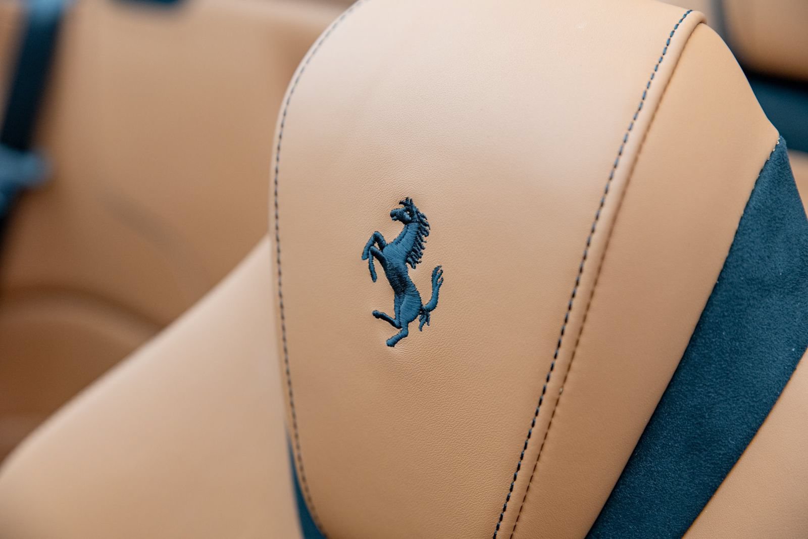 Used 2024 Ferrari Roma Spider RWD image 23
