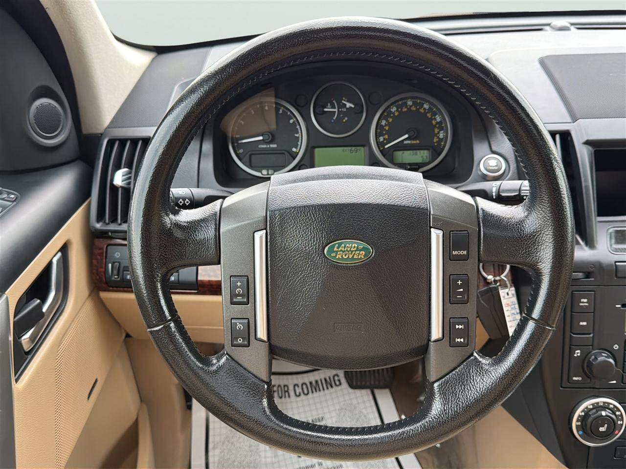 Used 2008 Land Rover LR2 SE image 23