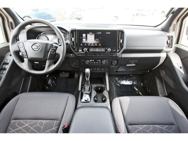 Used 2026 Nissan Frontier SV w/ SV Convenience Package RWD image 9