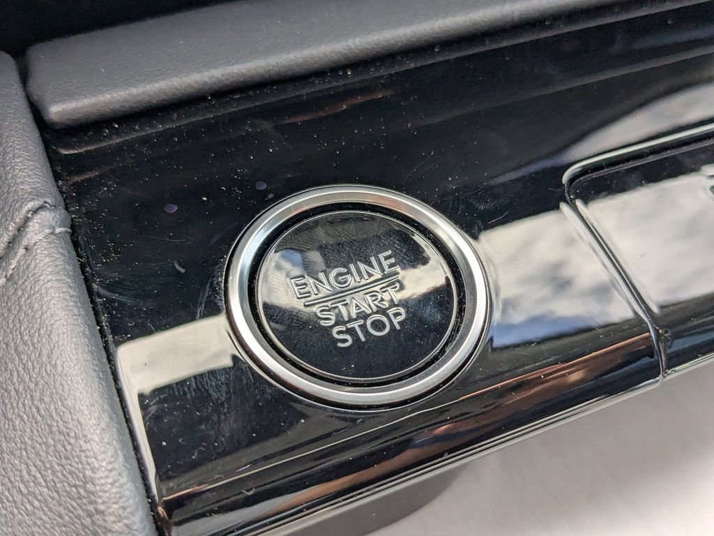 Used 2025 Lincoln Navigator Reserve AWD/4WD image 28