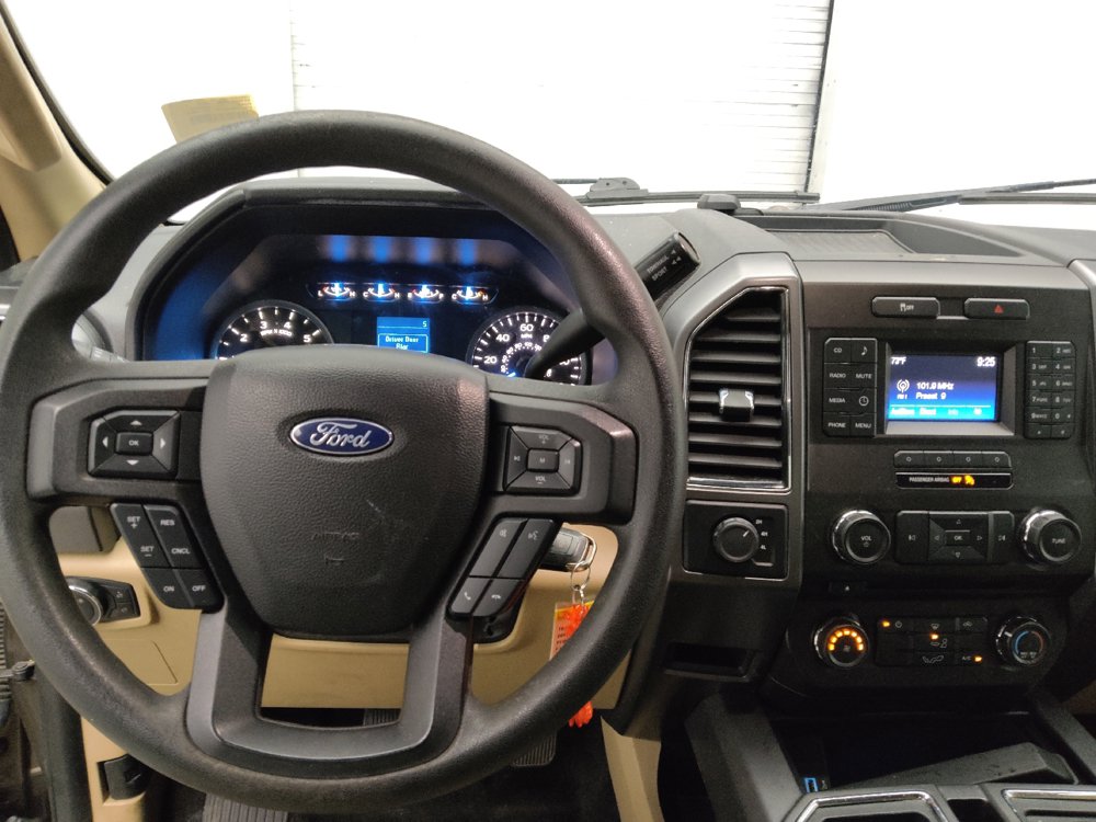 Used 2017 Ford F150 XLT AWD/4WD image 22