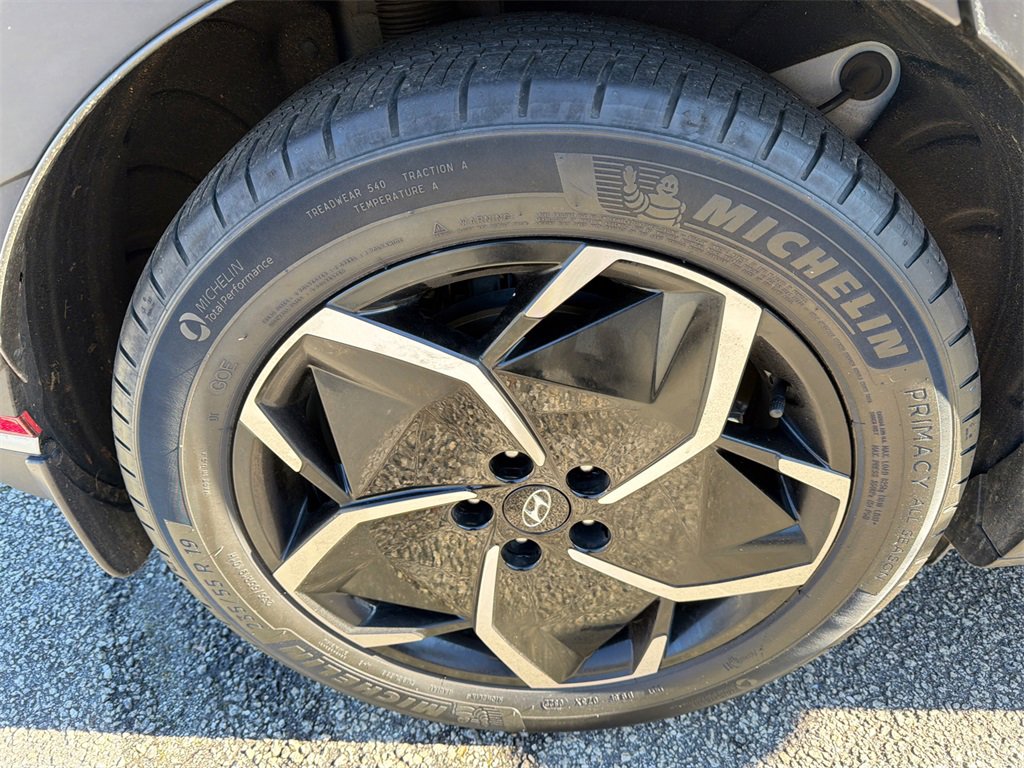 Used 2022 Hyundai Ioniq 5 SE image 17