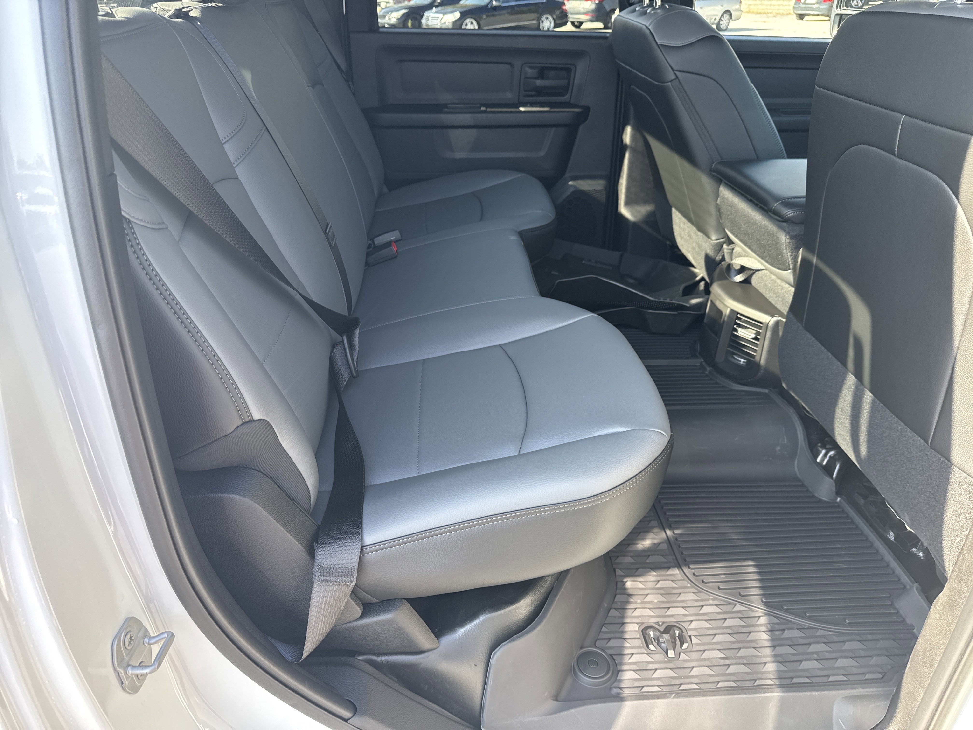 New 2026 RAM 3500 Tradesman AWD/4WD image 18