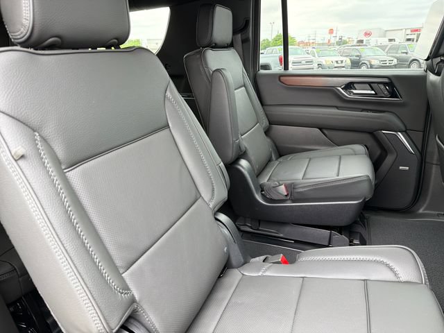 New 2026 GMC Yukon XL Denali w/ Denali Reserve Package AWD/4WD image 22