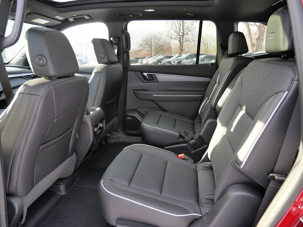 New 2026 Buick Enclave Sport Touring w/ Power Package image 5