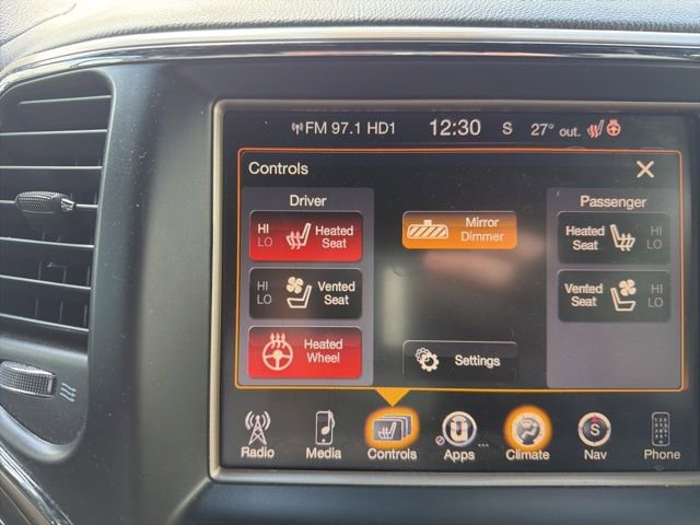 Used 2014 Jeep Grand Cherokee Overland w/ Advanced Technology Group image 32