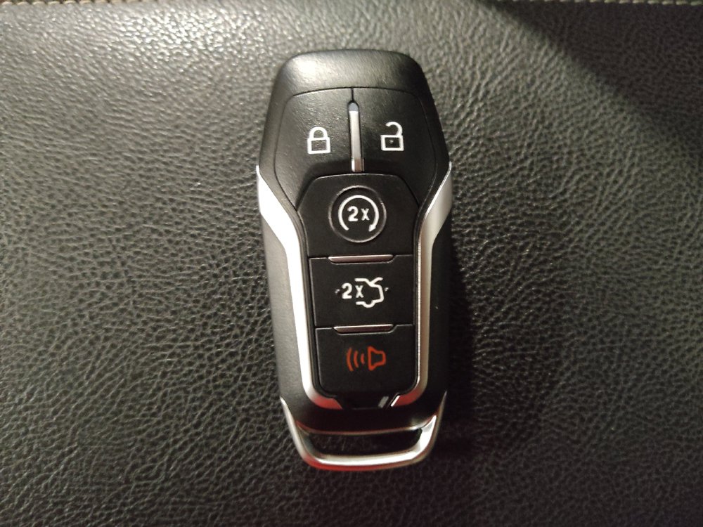 Used 2015 Lincoln MKZ w/ Equipment Group 101A Select FWD image 32