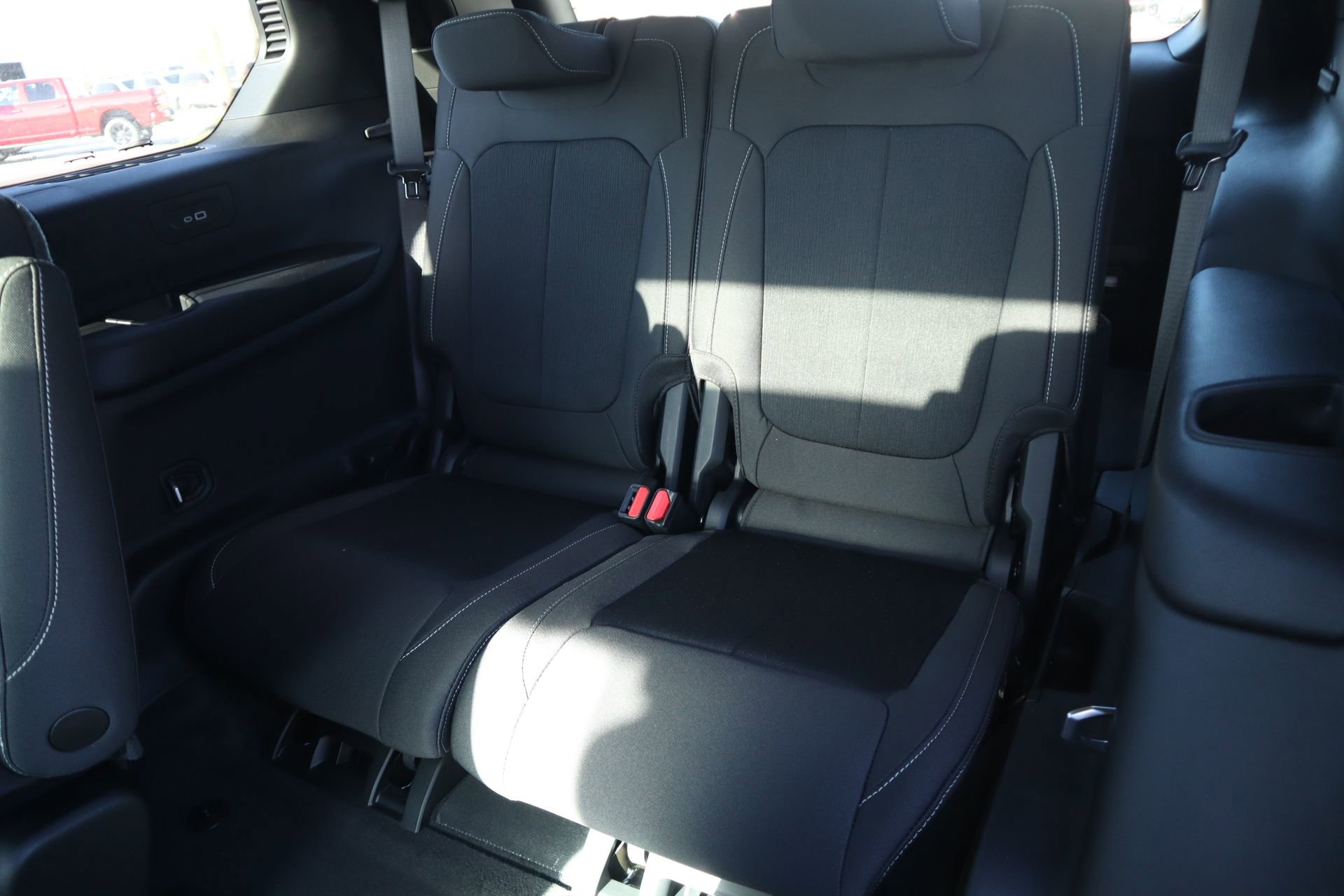 New 2026 Jeep Grand Cherokee L Laredo image 13