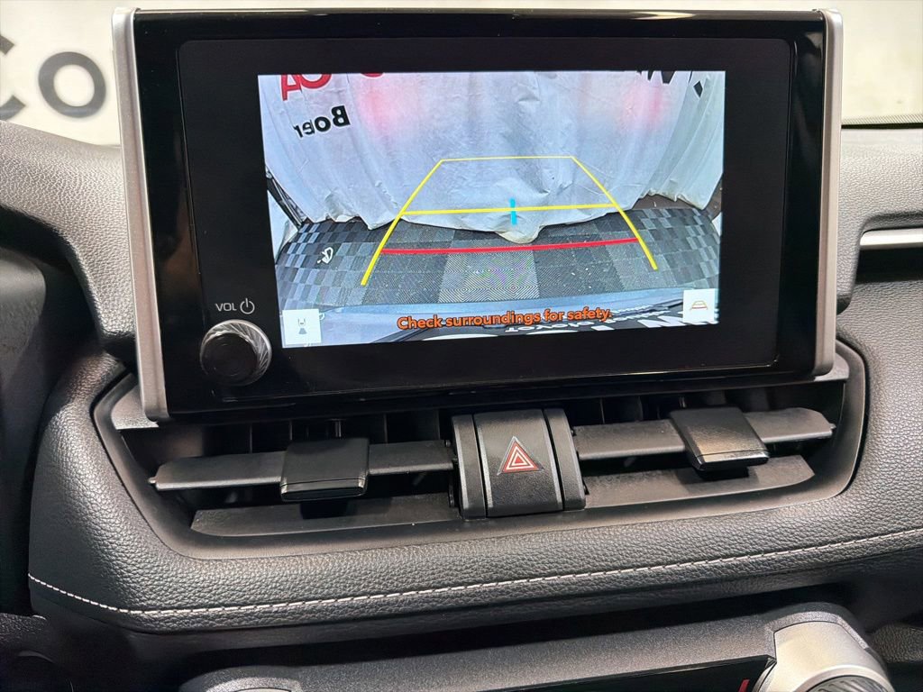 Used 2025 Toyota RAV4 XLE AWD/4WD image 30