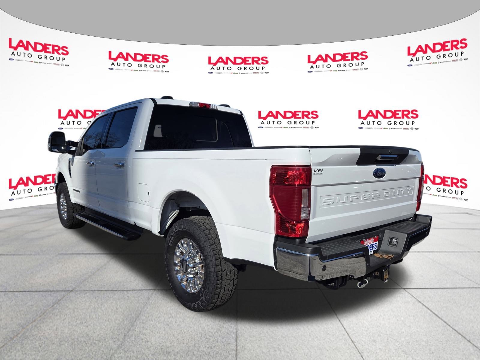Used 2020 Ford F350 Lariat w/ Chrome Package image 5