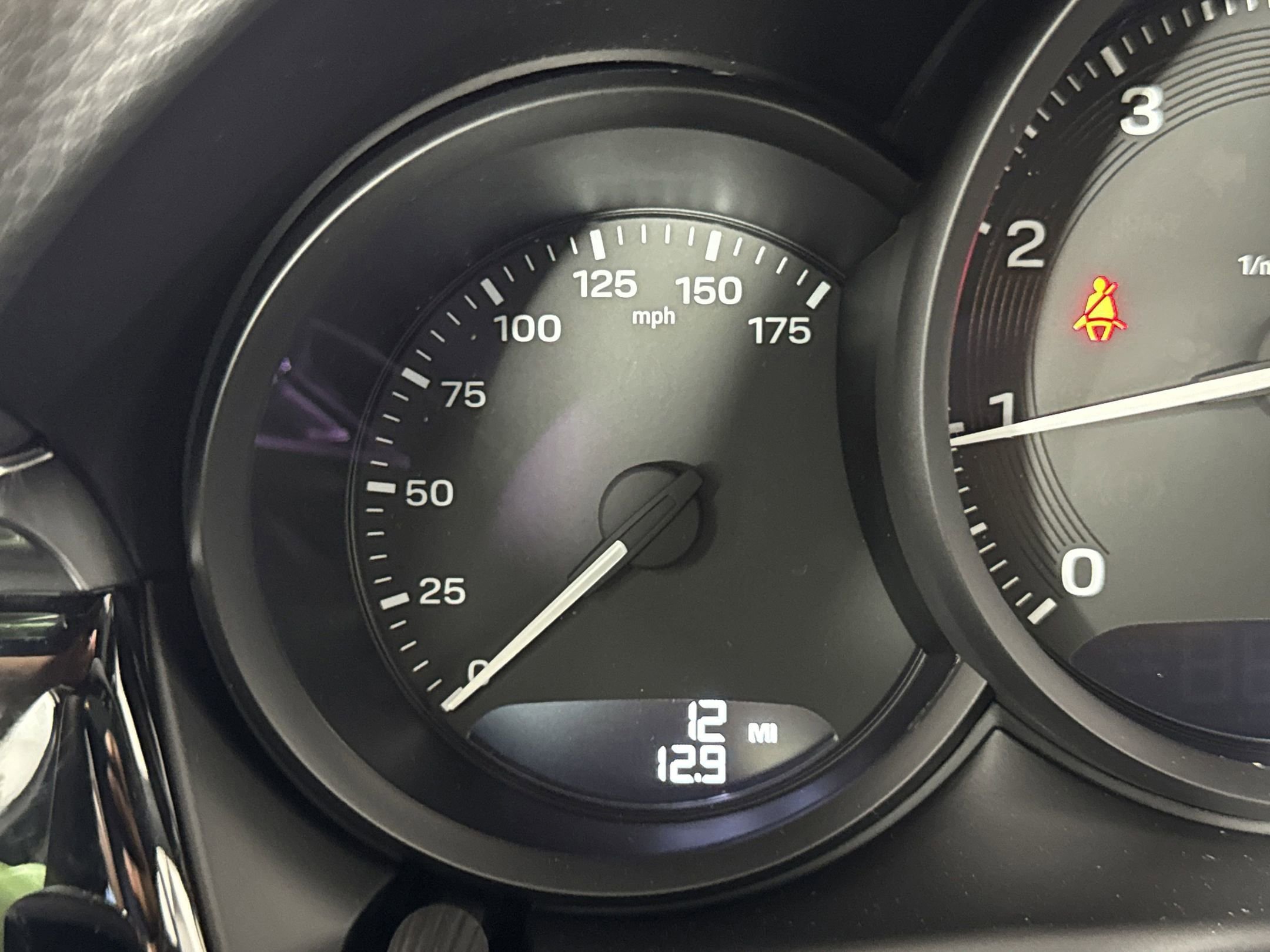 Certified 2025 Porsche Macan image 20