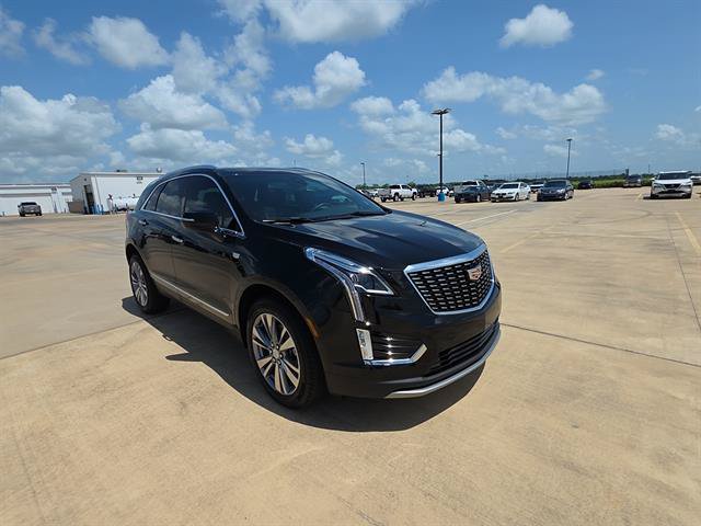 Used 2025 Cadillac XT5 Premium Luxury FWD image 3