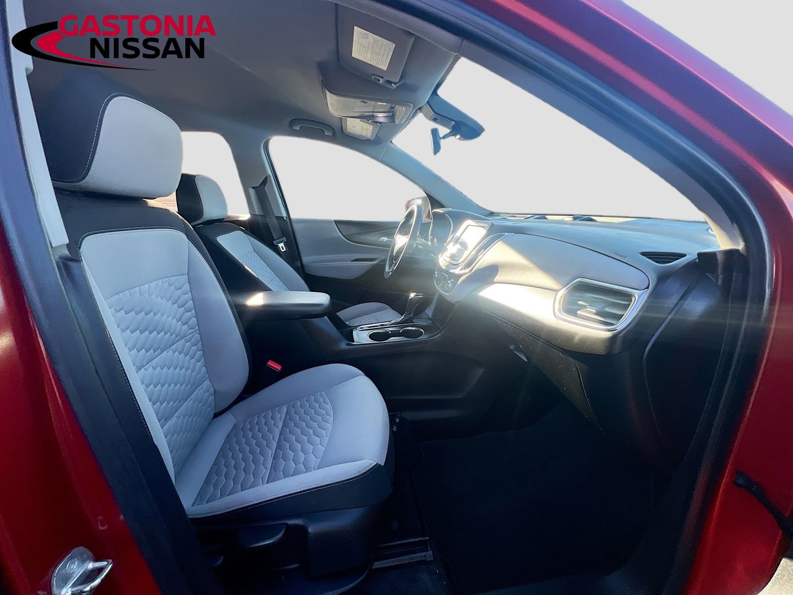 Used 2020 Chevrolet Equinox LS w/ LS Convenience Package image 37