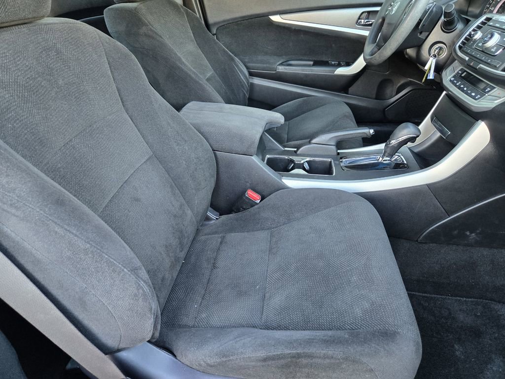 Used 2013 Honda Accord LX-S image 9