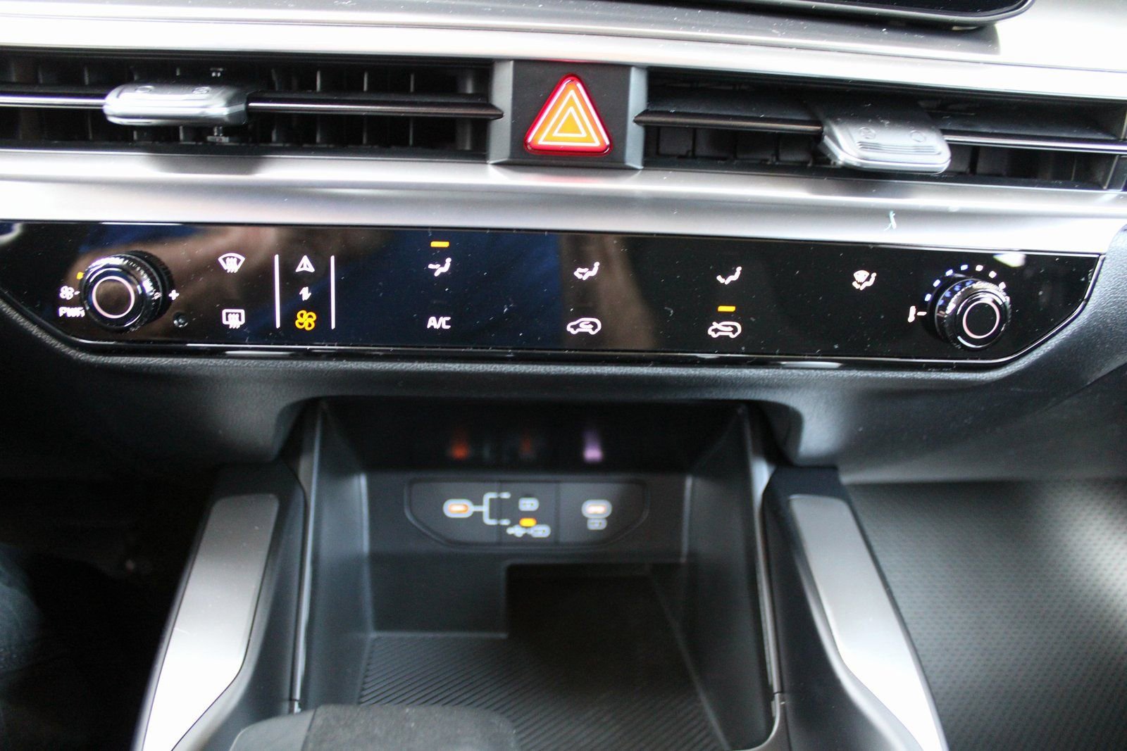 New 2026 Kia Sorento LX image 36